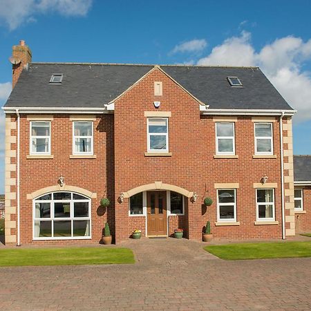 Carr Villa Dinnington Екстер'єр фото