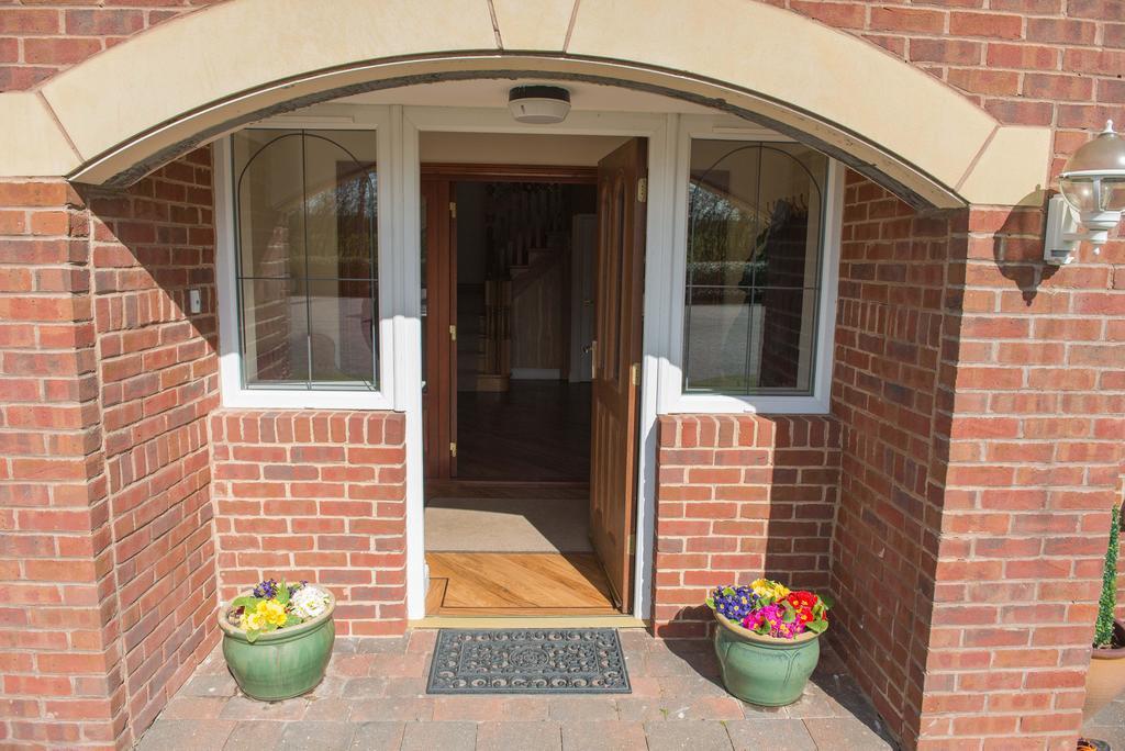Carr Villa Dinnington Екстер'єр фото