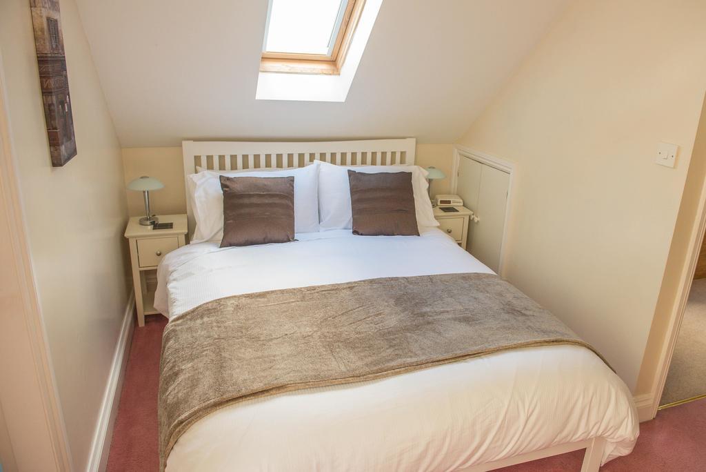 Carr Villa Dinnington Екстер'єр фото
